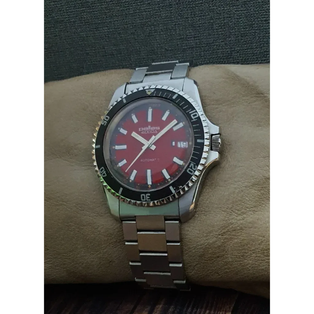 Pallas 4003 original timepiece